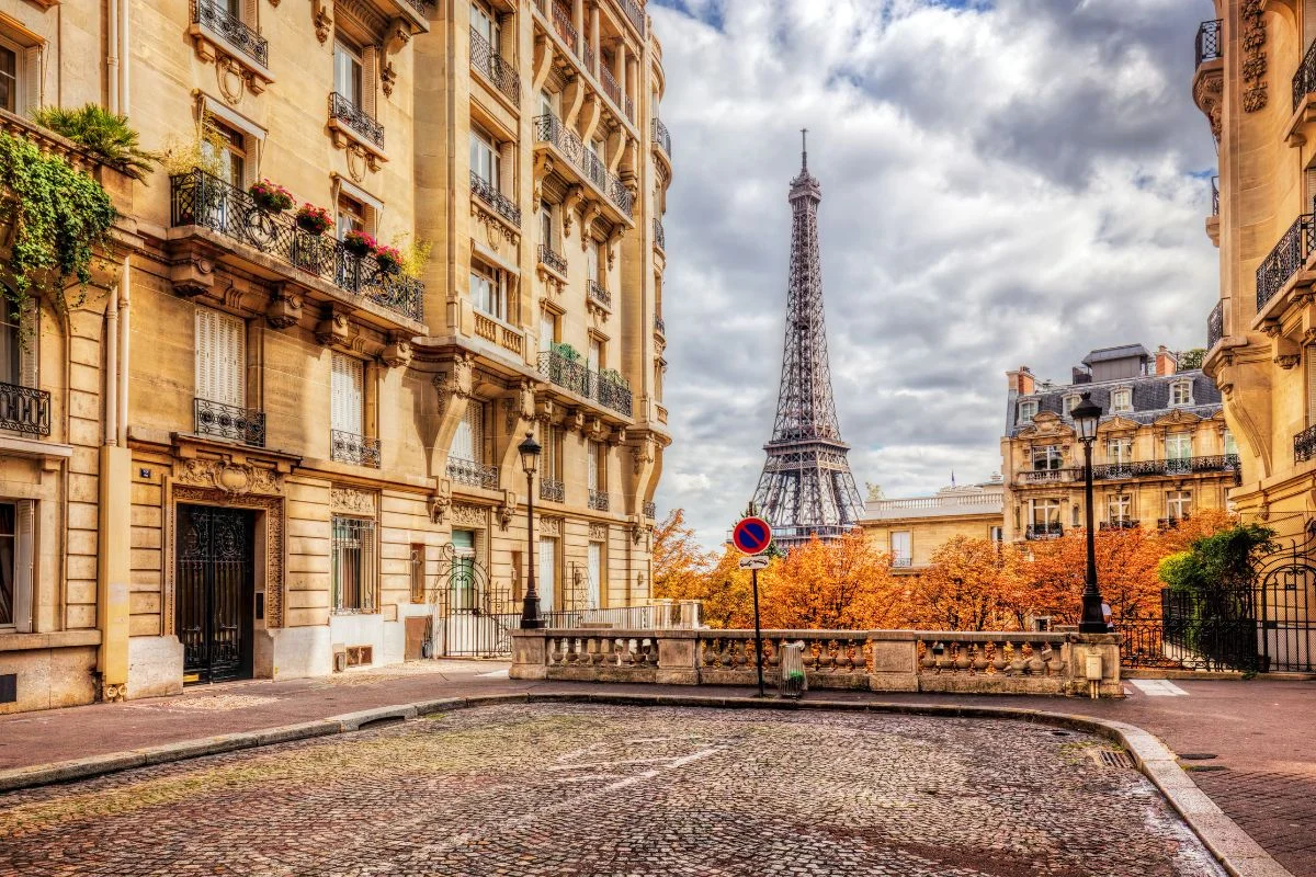 Hotels in Paris With Eiffel Tower Views