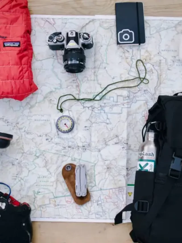 5 Best Travel Gear and Accessories you Need for Smart Travel