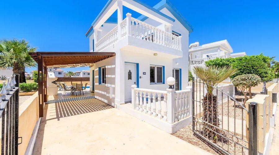 Stunning Three Bed Villa With Private Pool