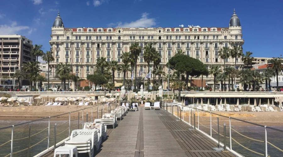 Carlton Cannes, A Regent Hotel