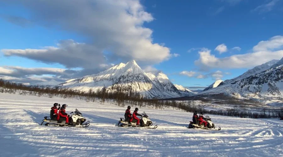 Adventure - From Tromsø Snowmobile Safari in the Lyngen Alps