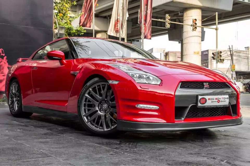 Used Nissan GT-R for Sale